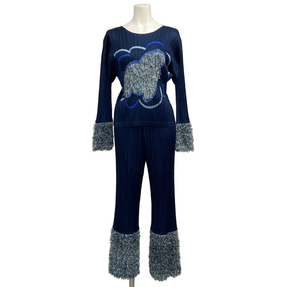 Pleats Please Navy Blue [Outer #337957P87B
